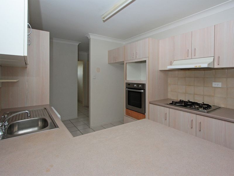 27 Endeavour Road, Bluewater QLD 4818