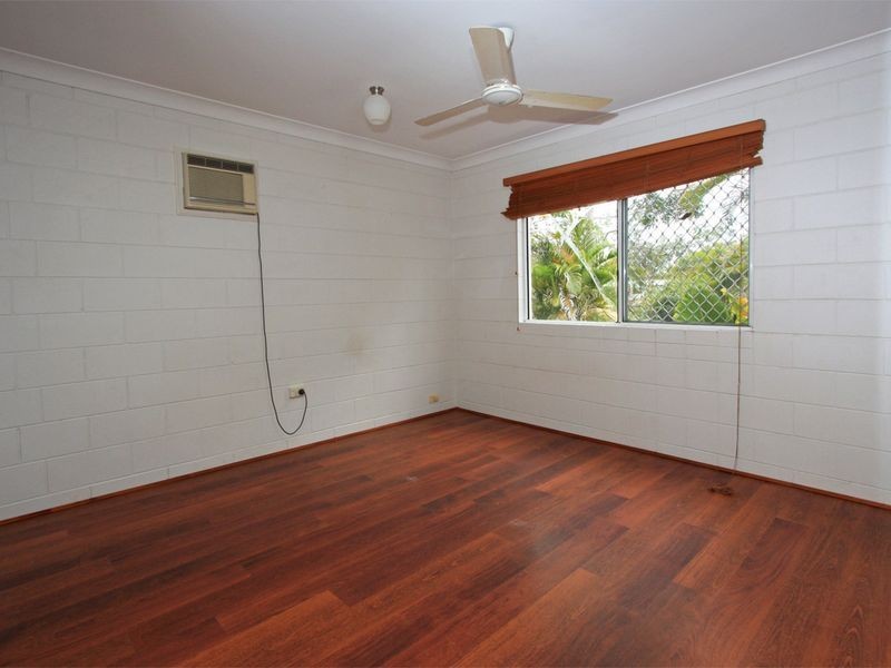 27 Endeavour Road, Bluewater QLD 4818