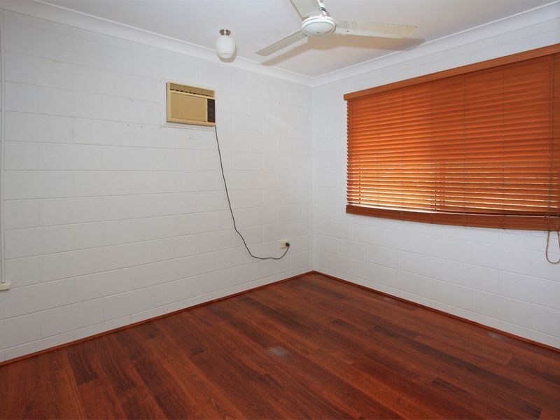 27 Endeavour Road, Bluewater QLD 4818