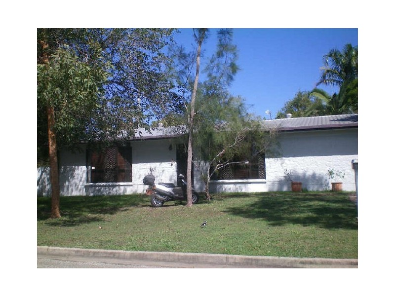 Room 1/11 Lara Street, Cranbrook QLD 4814