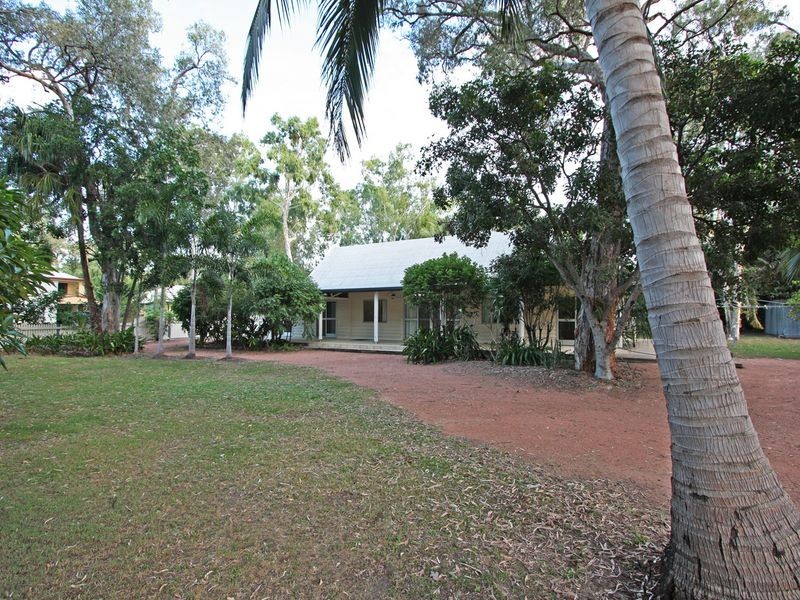 15 Balsam Street, Bushland Beach QLD 4818