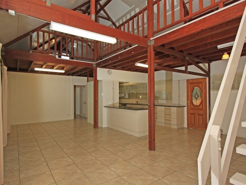 15 Balsam Street, Bushland Beach QLD 4818