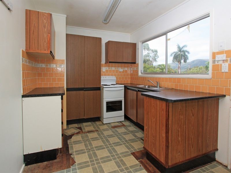 1504 Riverway Drive, Kelso QLD 4815