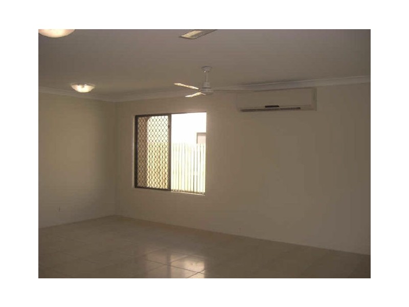 1 Panicum Close ***, Bohle Plains QLD 4817