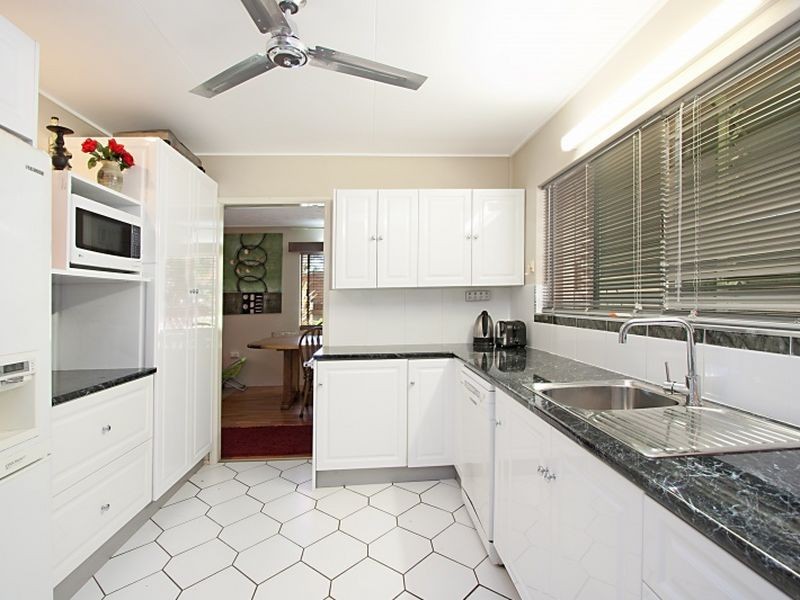 2 Grant Avenue, Aitkenvale QLD 4814