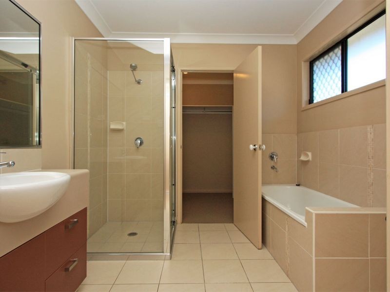 7 Limerick Way, Burdell QLD 4818