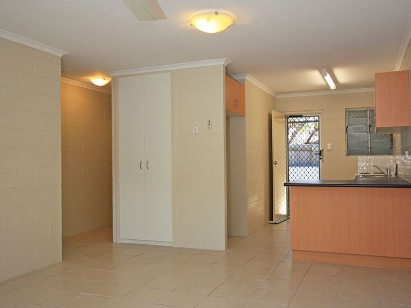 4/31 Harold Street, West End QLD 4810