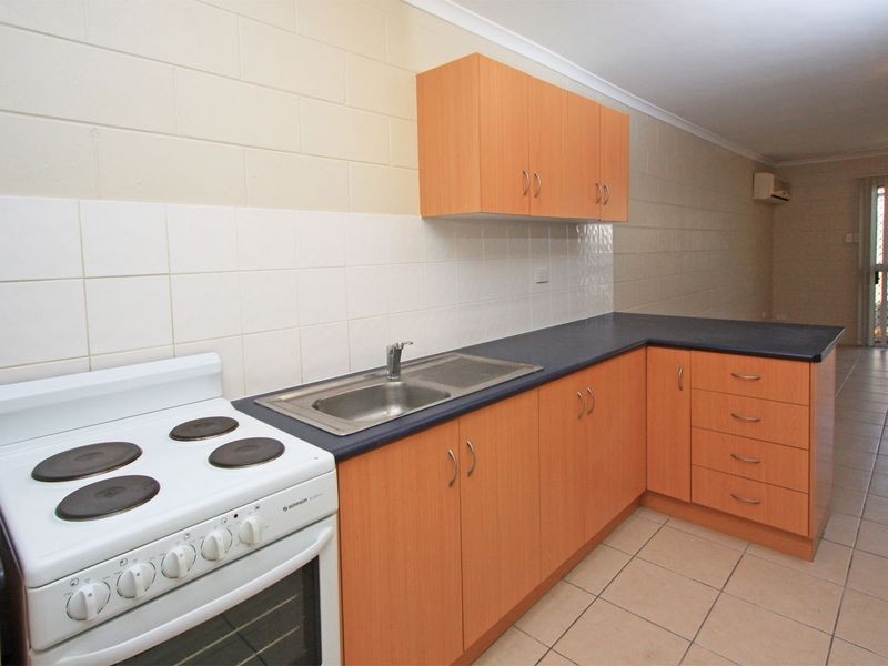 4/31 Harold Street, West End QLD 4810