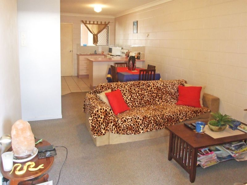 2/28 Henry Street, West End QLD 4810