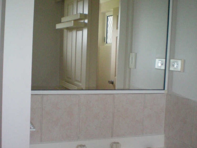 1 Koala Court, Kelso QLD 4815