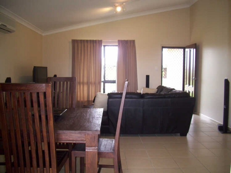 42 Gatwick Street, Burdell QLD 4818