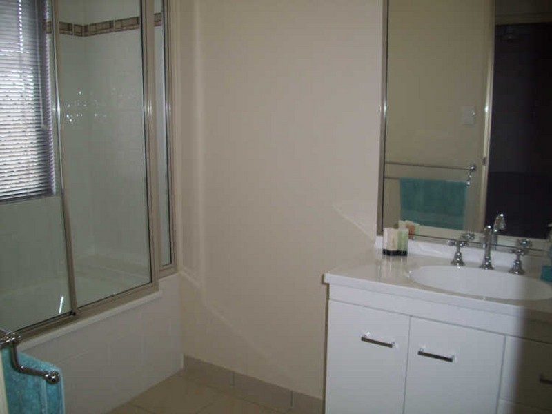 42 Gatwick Street, Burdell QLD 4818