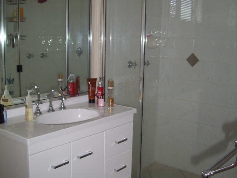 42 Gatwick Street, Burdell QLD 4818