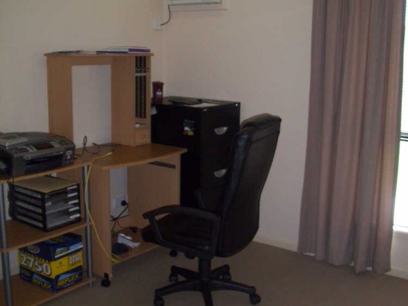 42 Gatwick Street, Burdell QLD 4818