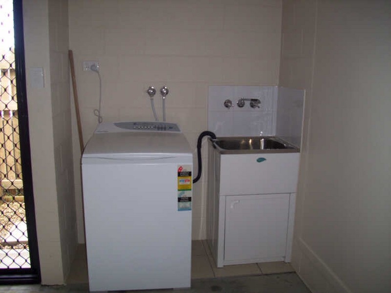 42 Gatwick Street, Burdell QLD 4818