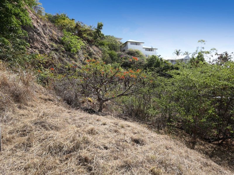 6 Carter Street, North Ward QLD 4810