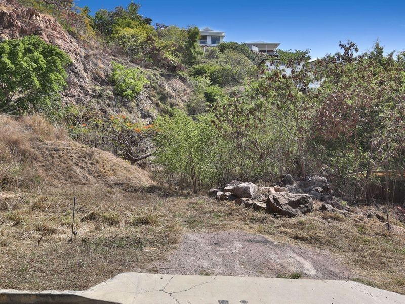 6 Carter Street, North Ward QLD 4810