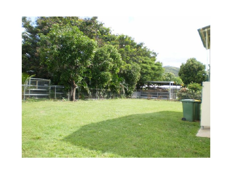 25 Gilliat Street ***, Wulguru QLD 4811