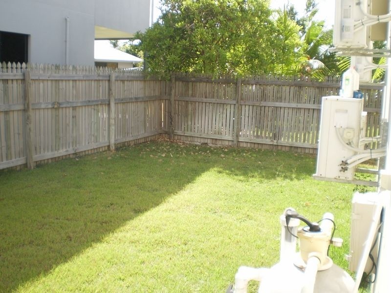 53 Warbler Crescent ***, Douglas VIC 3401