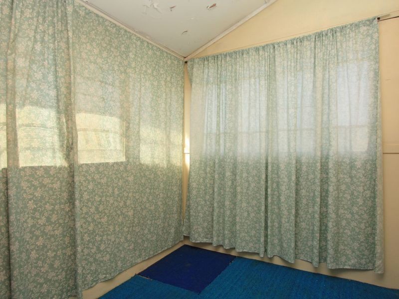 11 Norris Street, Hermit Park QLD 4812