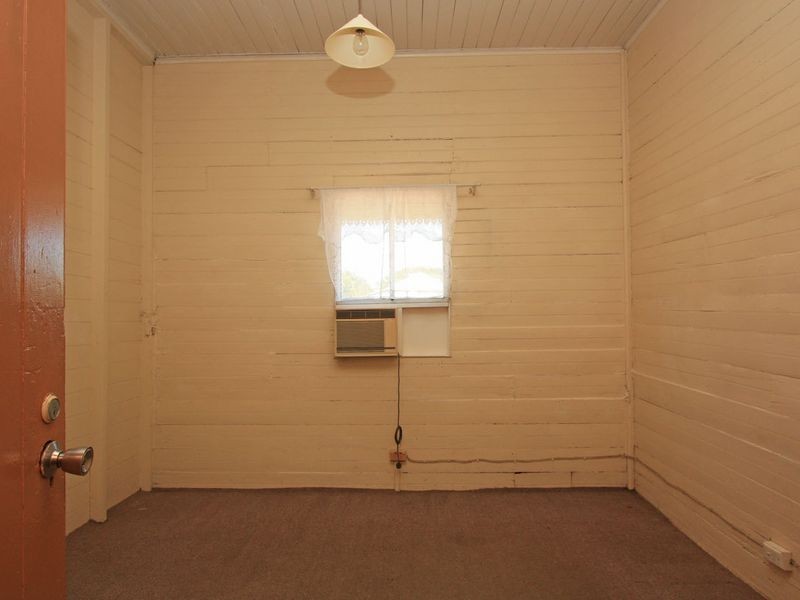 11 Norris Street, Hermit Park QLD 4812