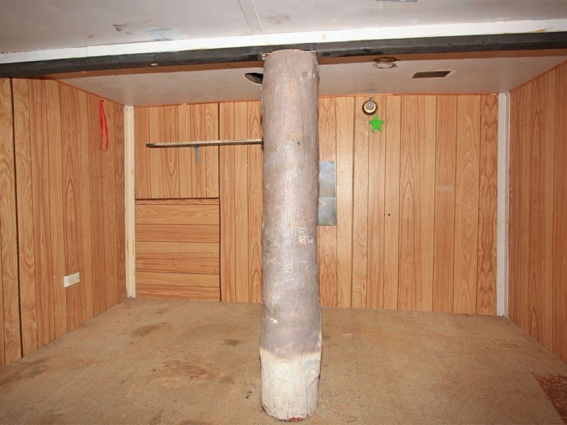 11 Norris Street, Hermit Park QLD 4812