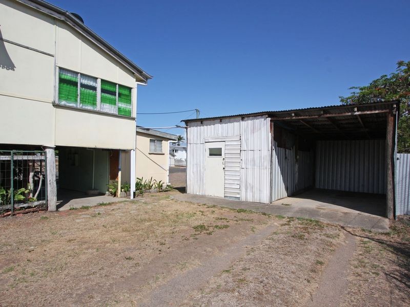 11 Norris Street, Hermit Park QLD 4812