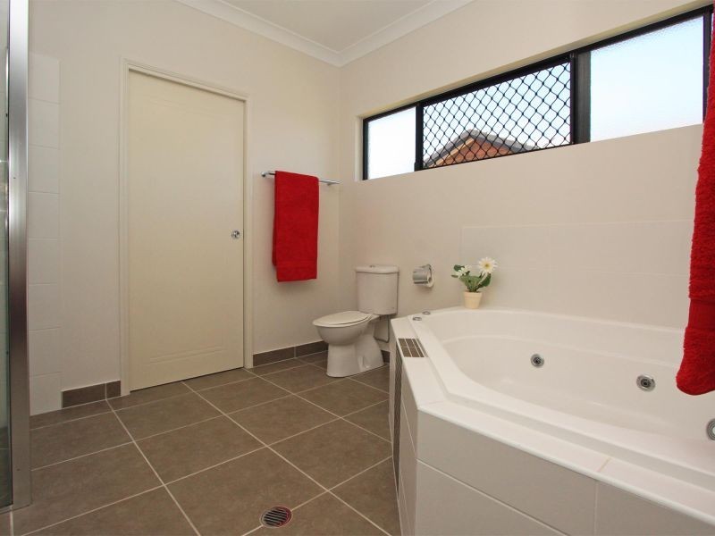 15 Kalynda Parade, Bohle Plains QLD 4817