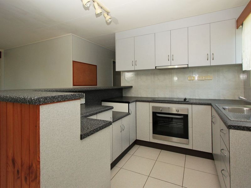 8 Ellis Court, Mount Louisa QLD 4814