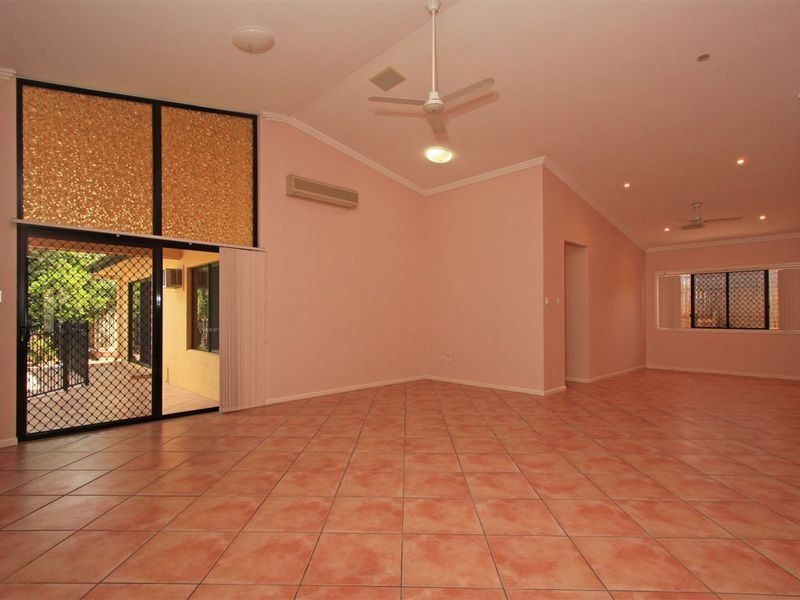 2 Kwila Crescent, Douglas QLD 4814