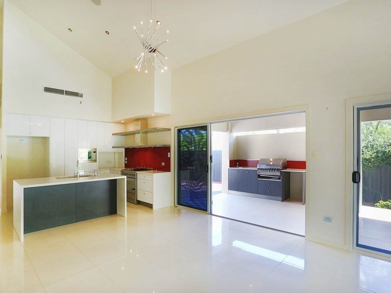 8 Inlet Retreat, Douglas QLD 4814