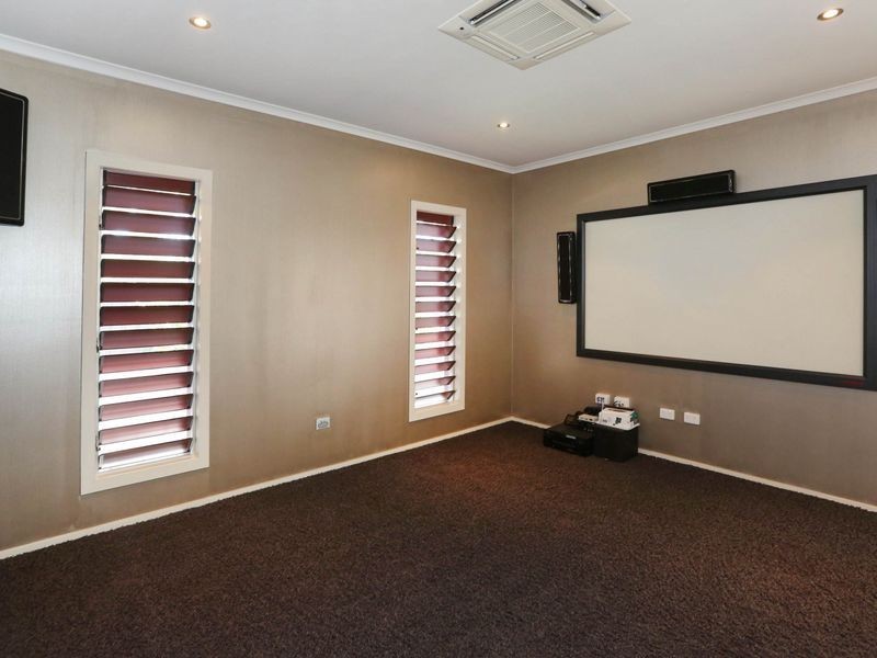 8 Inlet Retreat, Douglas QLD 4814