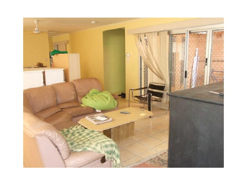 7 De Courcey Street ***, Mundingburra QLD 4812