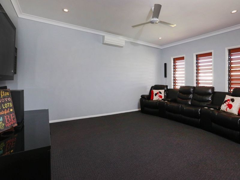 19 Browning Street, Mount Louisa QLD 4814