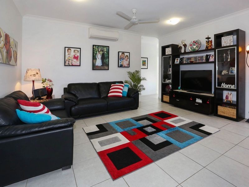 19 Browning Street, Mount Louisa QLD 4814