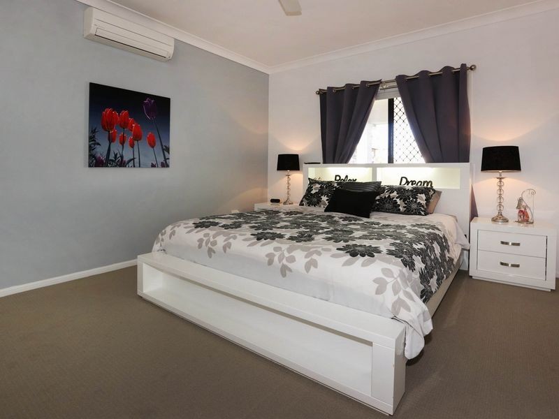 19 Browning Street, Mount Louisa QLD 4814