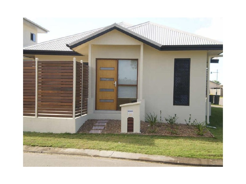 26 Green Tea Terrace ***, Kirwan QLD 4817