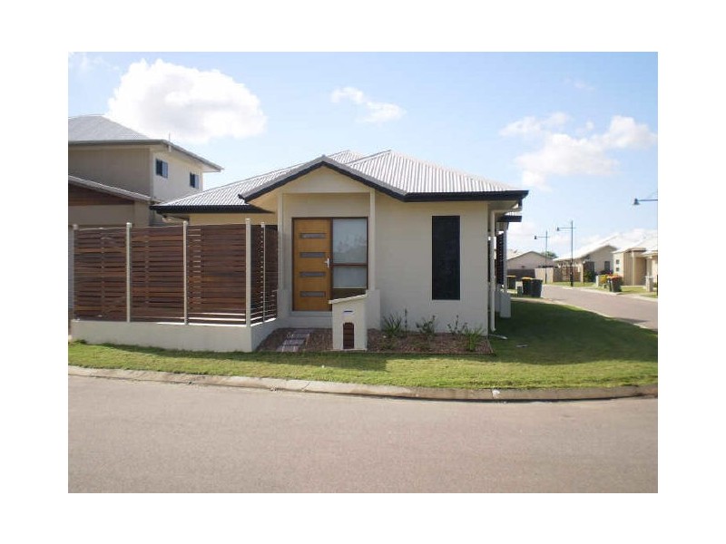 26 Green Tea Terrace ***, Kirwan QLD 4817