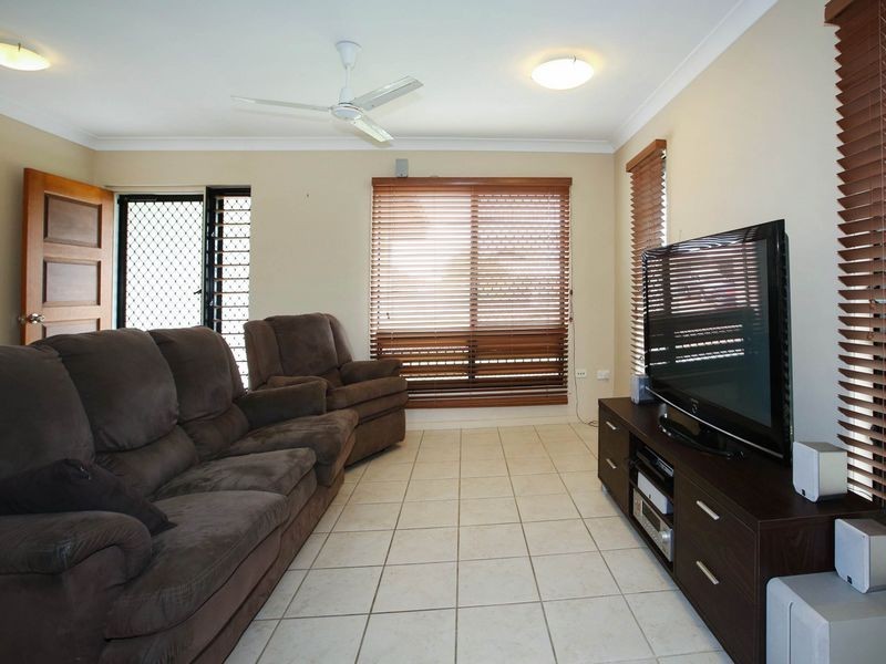 11 Waterdragon Link, Douglas QLD 4814