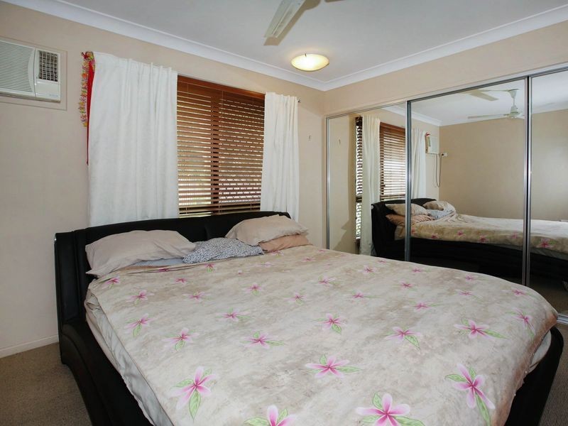 11 Waterdragon Link, Douglas QLD 4814