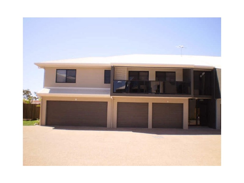 1/1940 Angus Smith Drive ***, Douglas QLD 4814