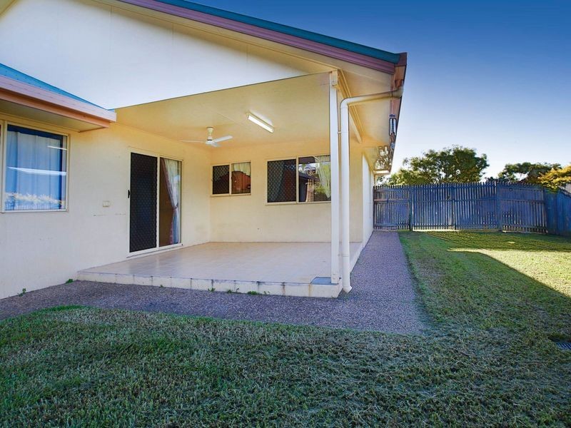 6 Timbury Way, Mount Louisa QLD 4814