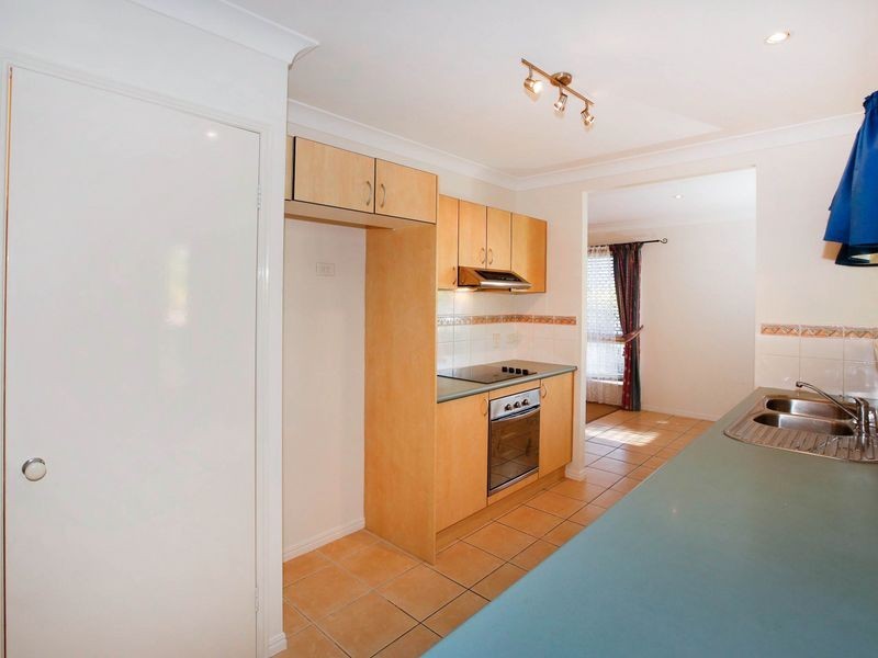6 Timbury Way, Mount Louisa QLD 4814