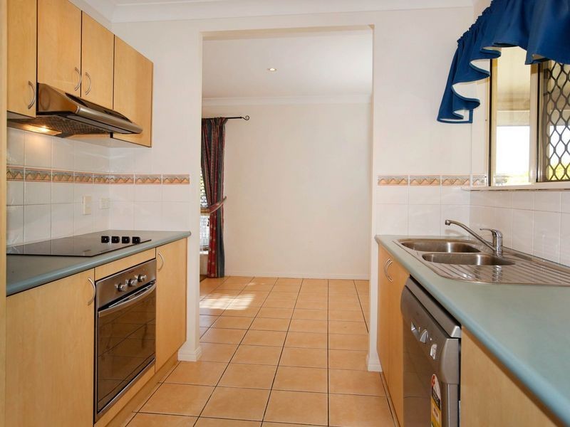 6 Timbury Way, Mount Louisa QLD 4814