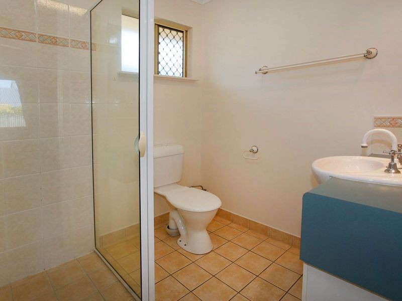 6 Timbury Way, Mount Louisa QLD 4814