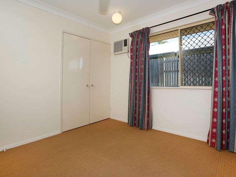 6 Timbury Way, Mount Louisa QLD 4814