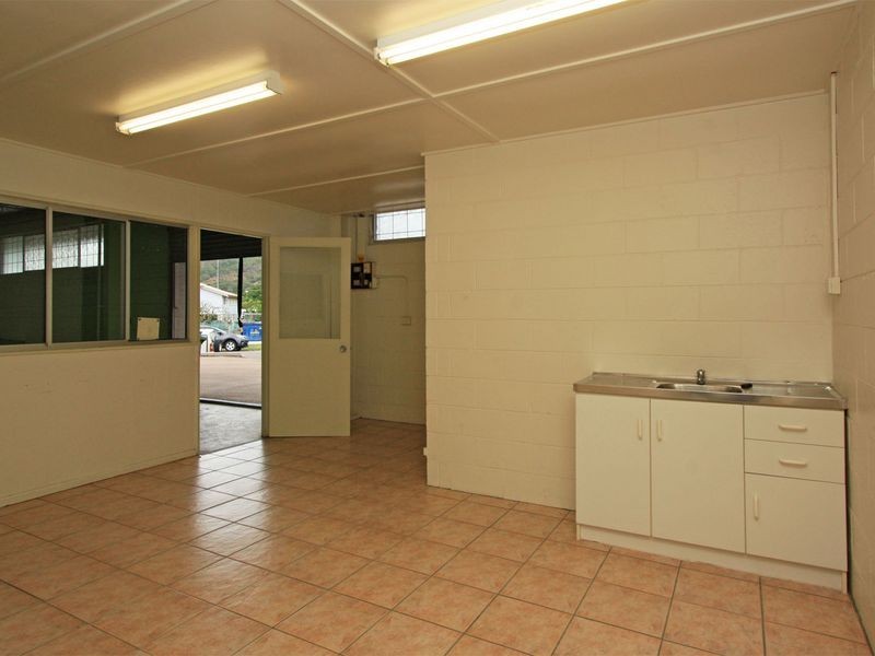 20c Yeatman Street, Hyde Park QLD 4812