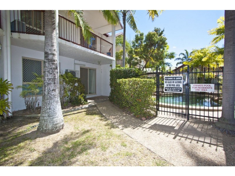 11/133-137 Ireland Street, Oonoonba QLD 4811