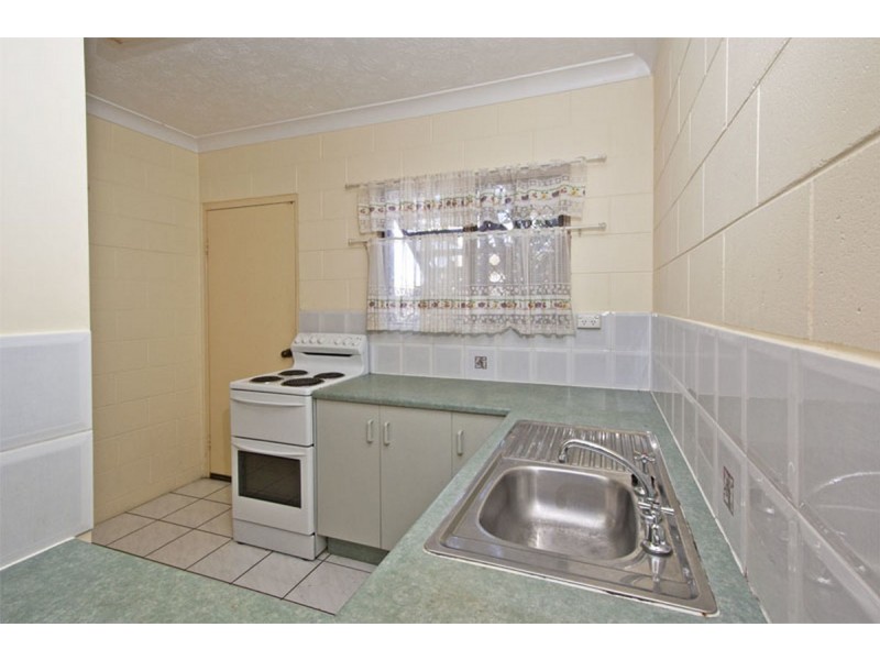 11/133-137 Ireland Street, Oonoonba QLD 4811