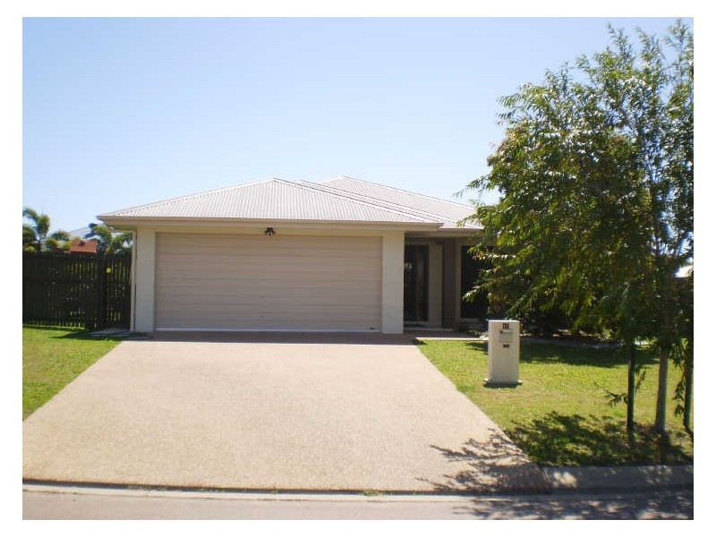 Bushland Beach QLD 4818